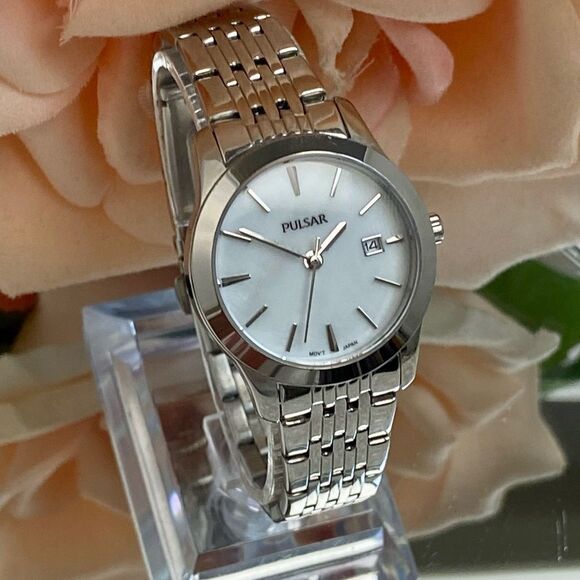 Pulsar by Seiko Classic Ladies Mother of Pearl Dial Watch - Picture 2 of 14